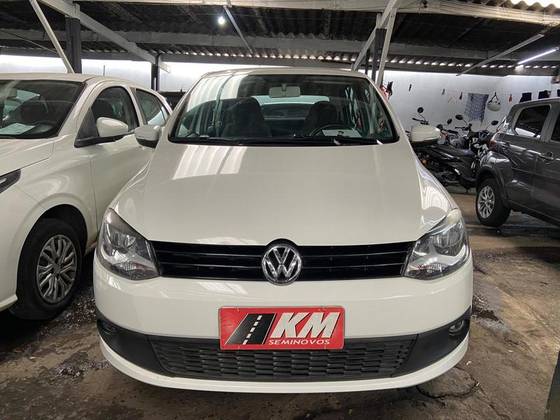 VOLKSWAGEN FOX 1.6 MI 8V FLEX 4P AUTOMATIZADO VOLKSWAGEN FOX 1.6 MI 8V FLEX 4P AUTOMATIZADO